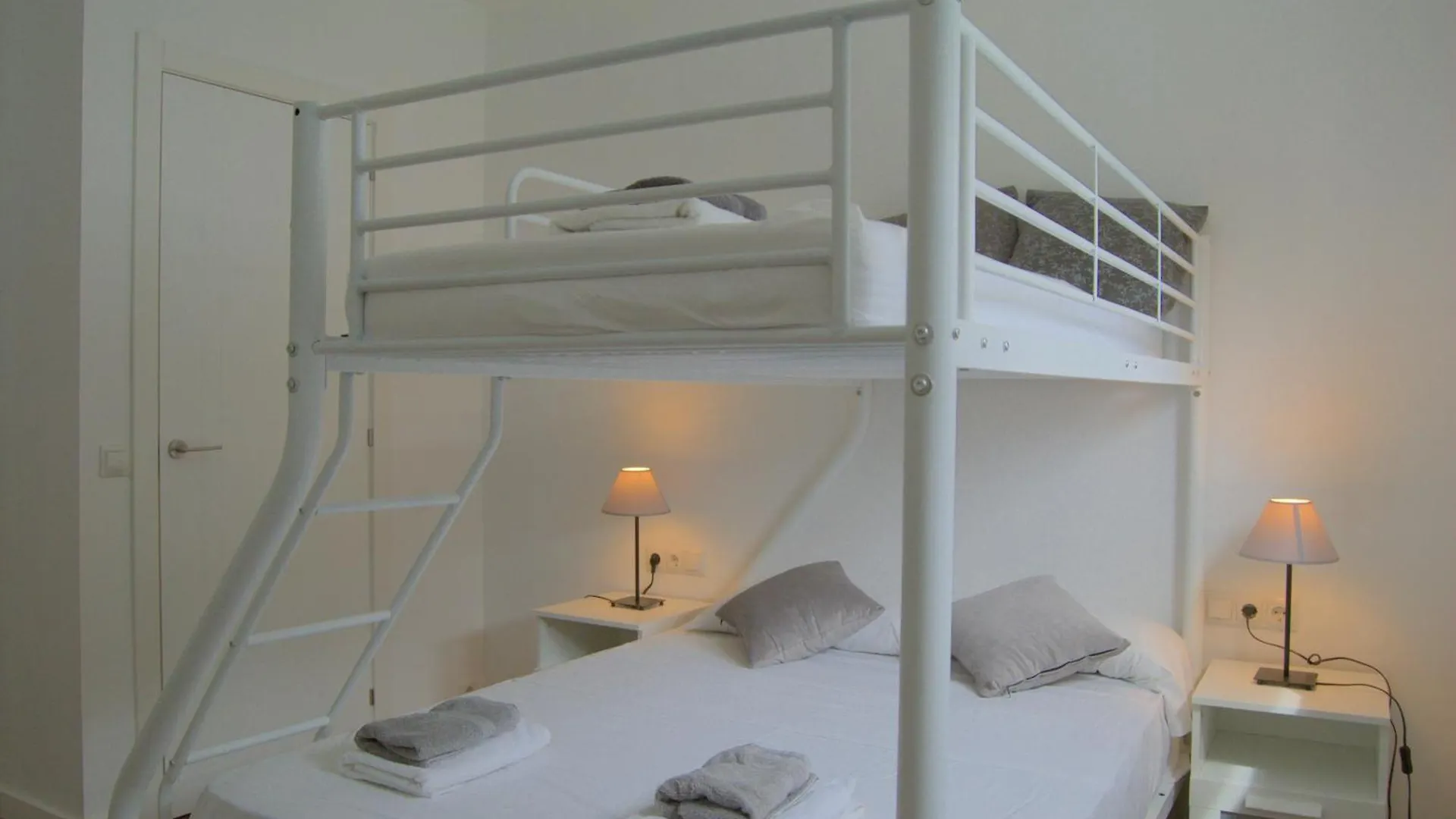 Villa Brisa, 10 Huespedes Vilobi D'onyar España